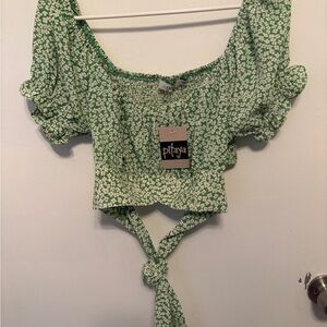 Lush Green Floral Women's Blouse